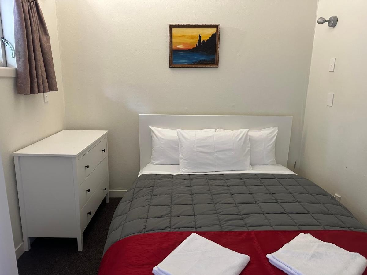 Touchwood Motor Inn & Inner City Camping Ground 奥克兰 外观 照片